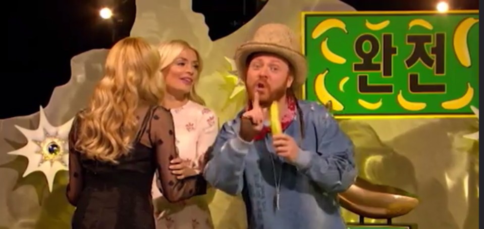 Holly and Fearne Cotton also had to pass an olive from mouth to mouth on the show