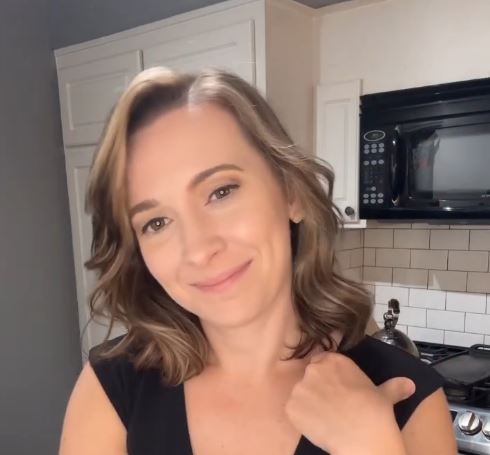 Mum-of-2 Rachel makes a small fortune from her side hustle - despite making less than £50 in her first month