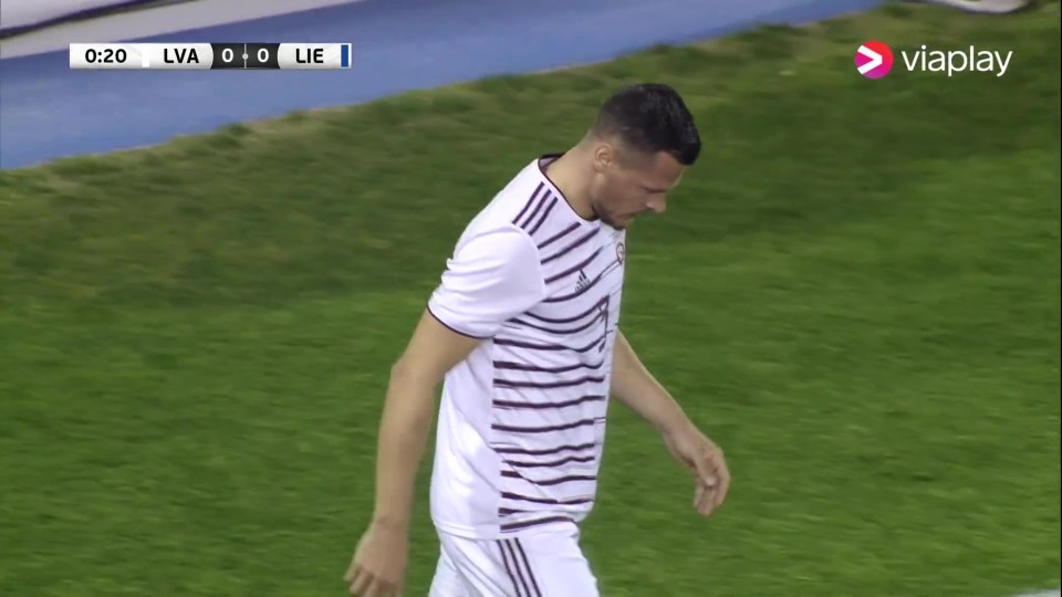 Centre-back Oss was left thoroughly embarrassed