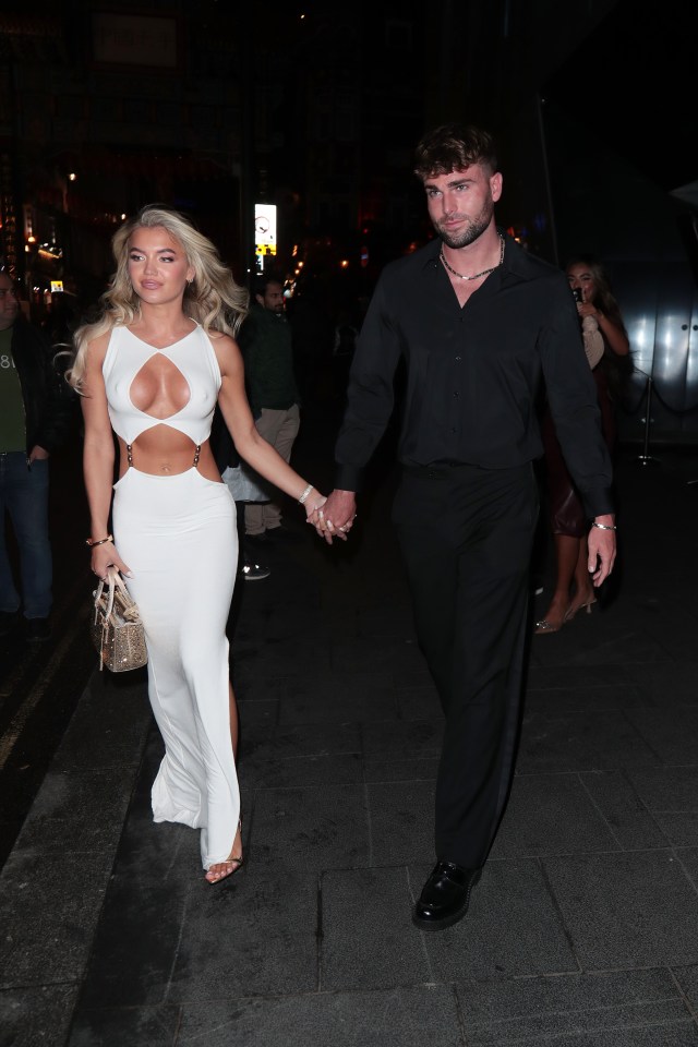 Molly and Tom are staying strong after appearing in the villa