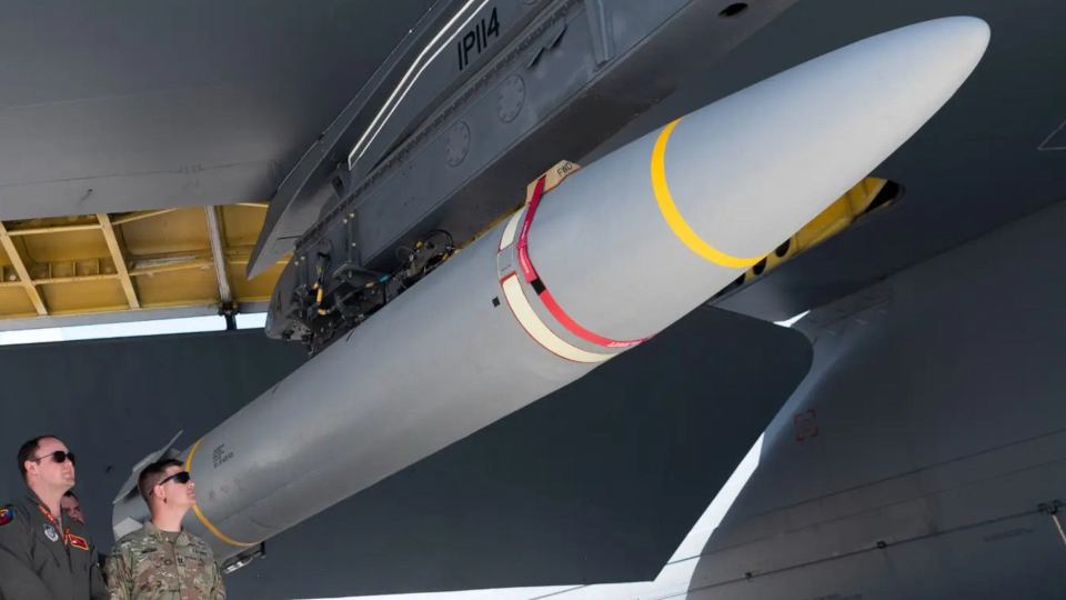 The yellow ring shows that the missile has a live warhead