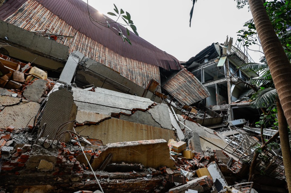 A printing company's factory collapsed in New Taipei, Taiwan
