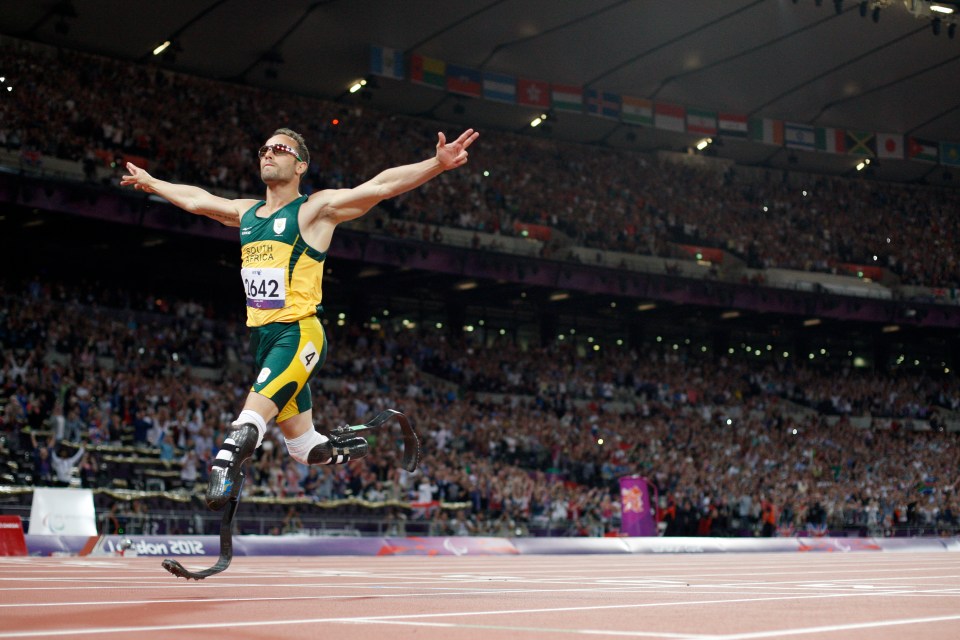 Pistorius crosses the line to win gold in the men's 400m in 2012