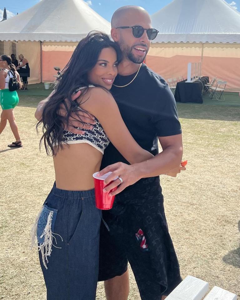 The pair share three kids, Alaia-Mai, Valentina Raine and Blake Hampton