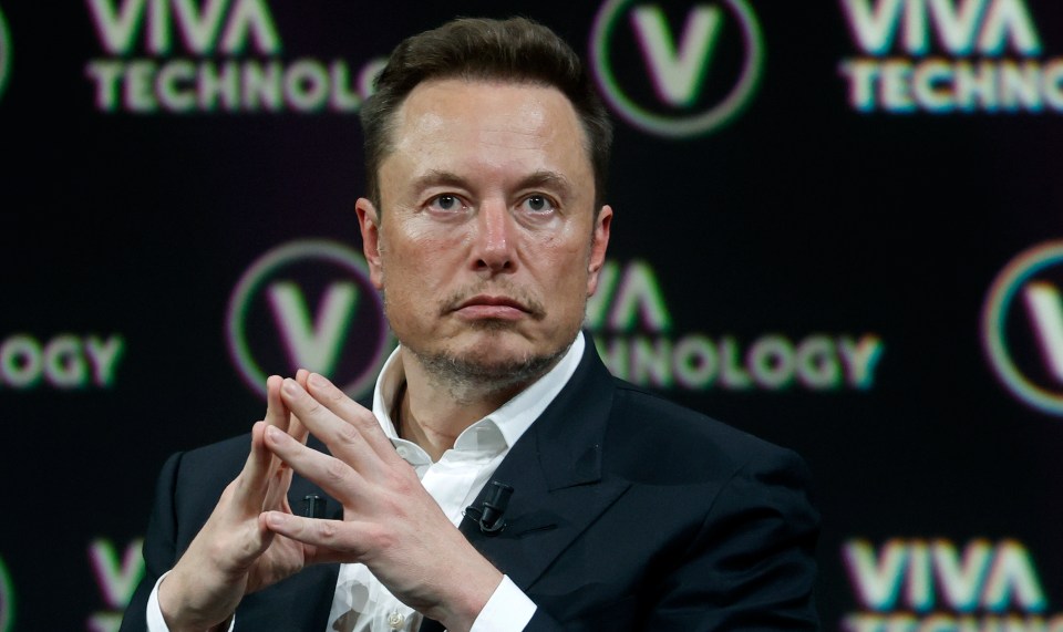Tesla owner and tech genius Elon Musk has warned Windows users about a new Microsoft AI update
