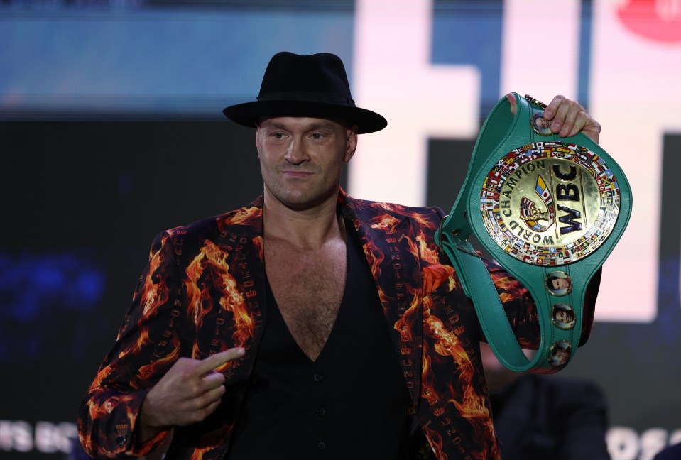The Gypsy King posed with his WBC belt at Thursday's press conference