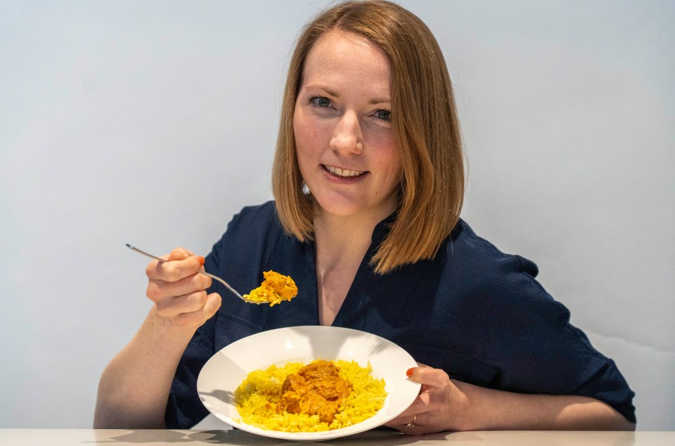 Sun consumer writer Rosie Taylor compares supermarket own brand currys.
