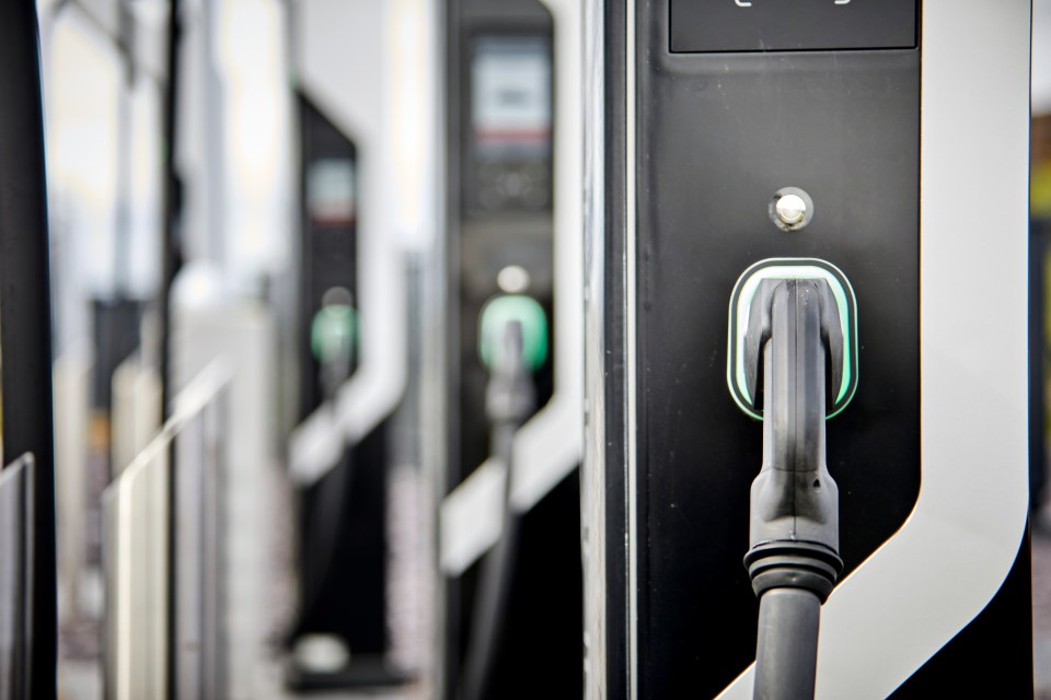 The worst spots across the UK for EV rapid charging points have been revealed