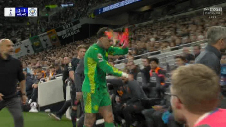 The Brazilian goalkeeper let out his anger on the touchline