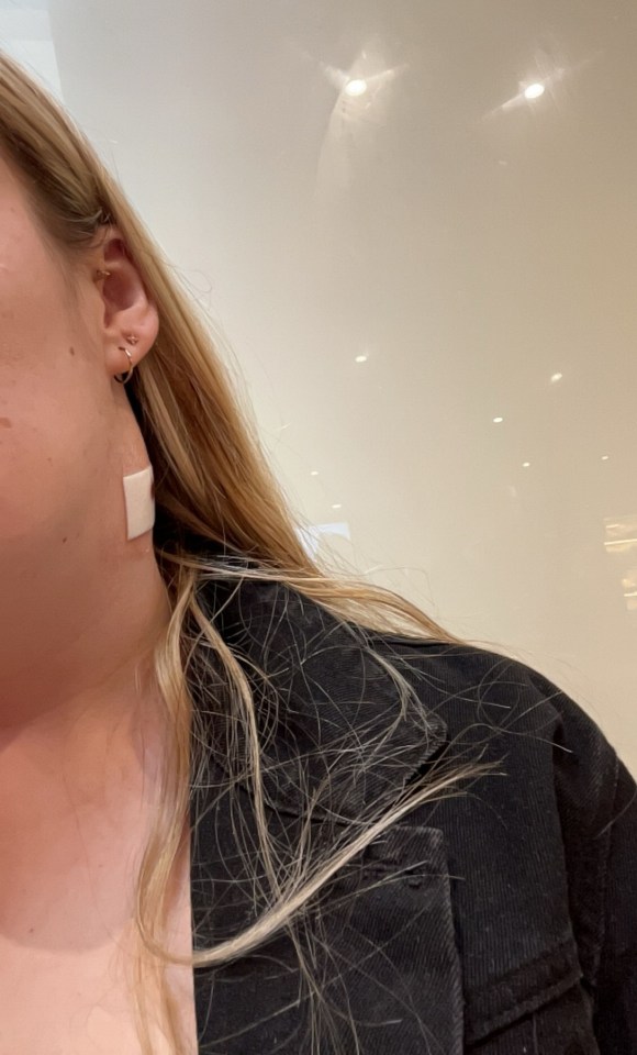The student nurse spotted a lump her neck but claims doctors didn't take her symptoms seriously