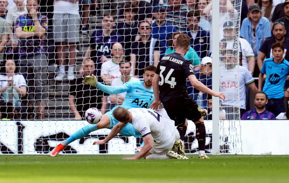Jacob Bruun Larsen opened the scoring for Burnley