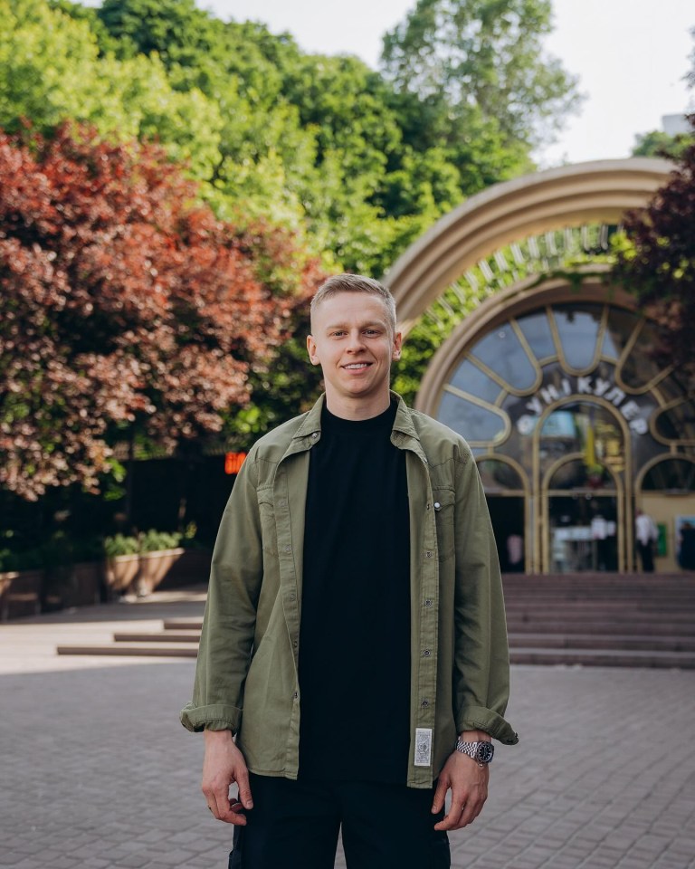 Oleksandr Zinchenko headed home to Ukraine for a United24 summit