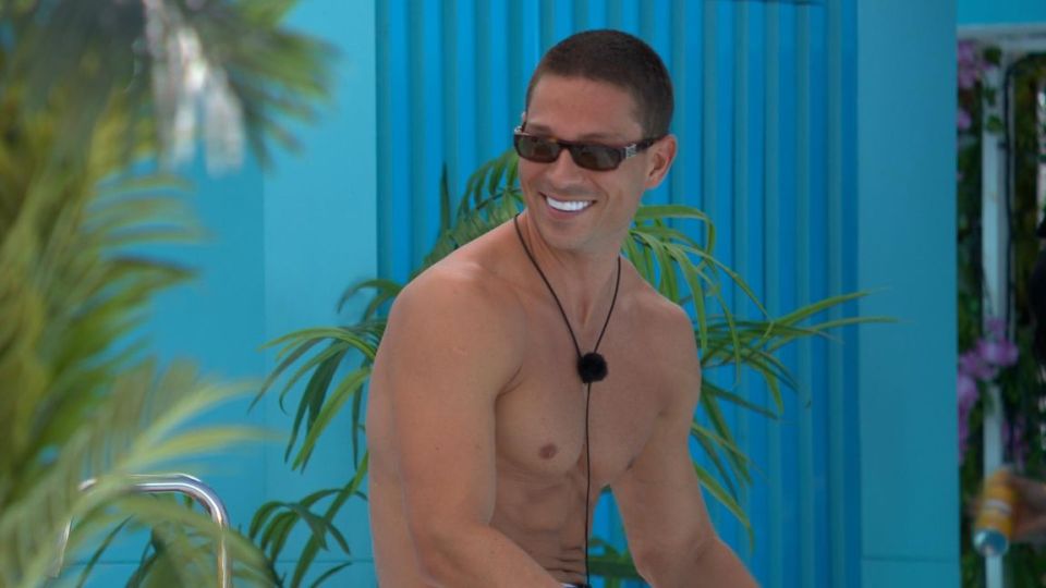 Yet viewers don't think the model will select her ex Joey Essex