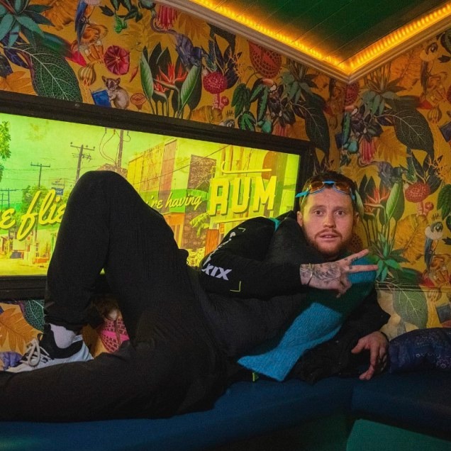 YouTuber/Twitcher Behzinga aka Ethan Payne http://www.instagram.com/behzingagram/