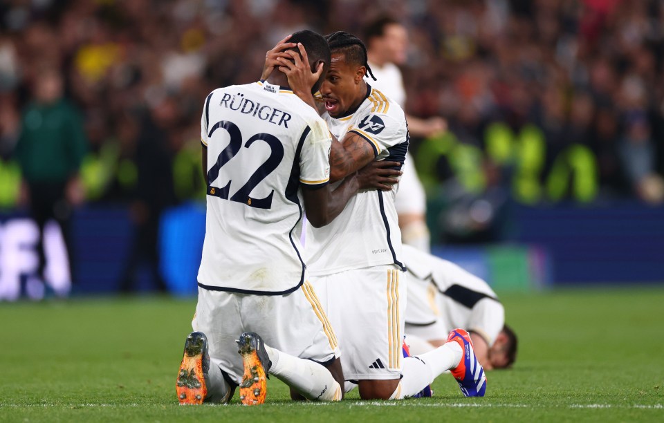 LONDON, ENGLAND - JUNE 1: Real Madrid players celebrate after winning the UEFA Champions League 2023/24 final match between Borussia Dortmund v Real Madrid CF at Wembley Stadium on June 1, 2024 in London, England.(Photo by Marc Atkins/Getty Images)