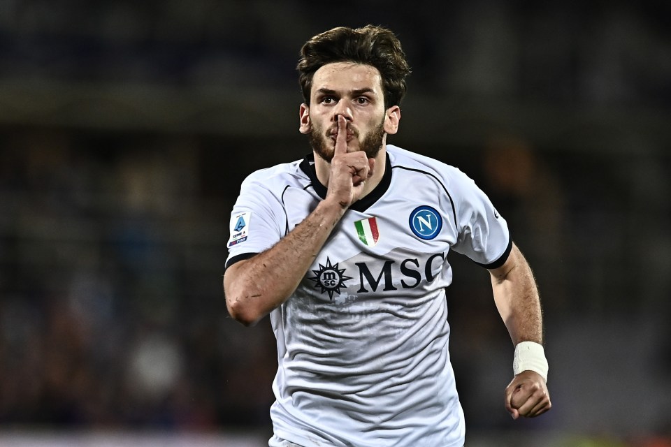Khvicha Kvaratskhelia is reportedly in talks with PSG