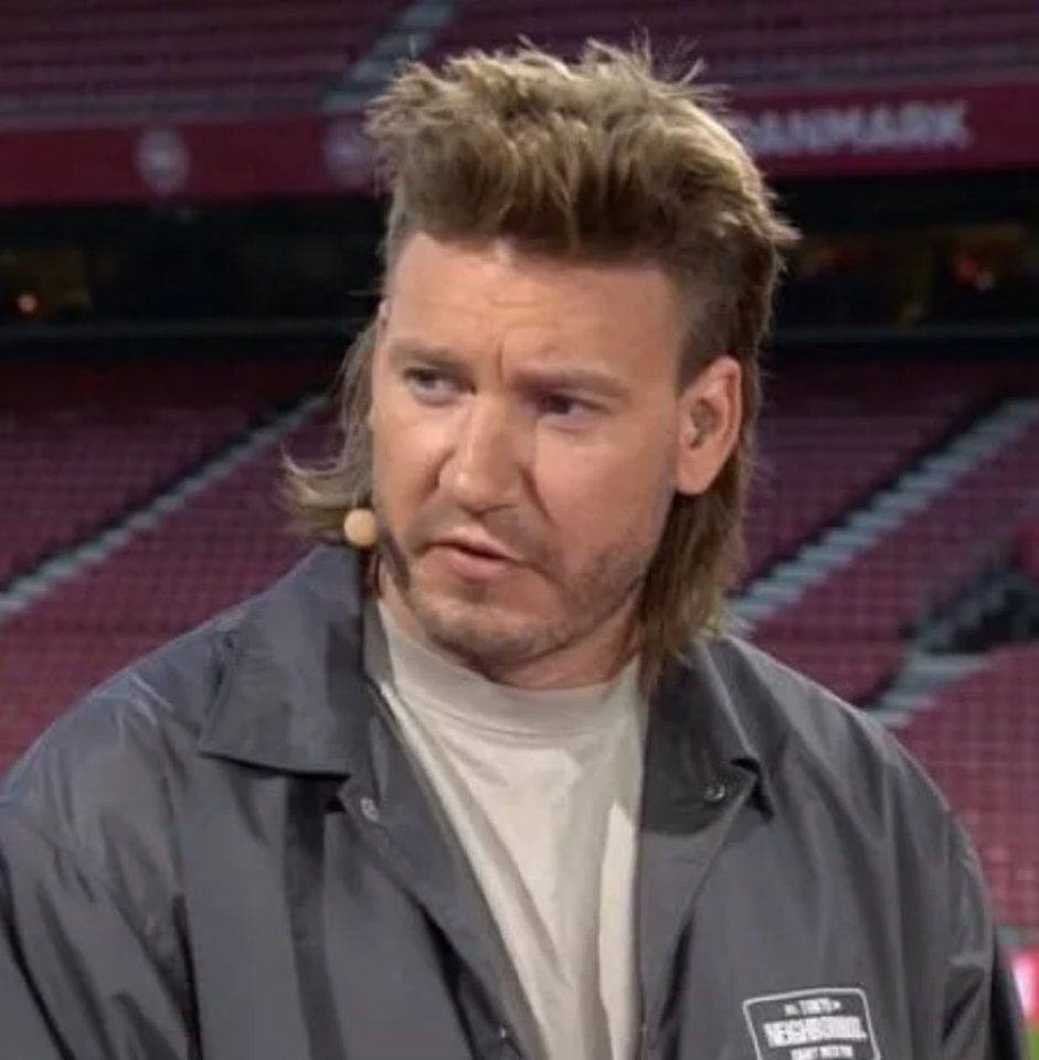 Nicklas Bendtner has been seen with a full mullet