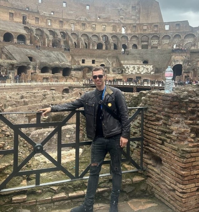 Ben appreciates historical monuments - a possible clue to his whereabouts, his mum previously said