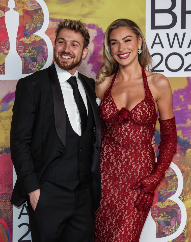 Zara McDermott and boyfriend Sam Thompson have snubbed Graziano Di Prima