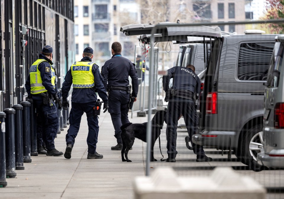 Police with a bomb-sniffing dog patrol outside Malmo Arena, during ongoing security work ahead of next week's Eurovision Song Contest in Malmo, Sweden April 26, 2024. TT News Agency/Johan Nilsson via REUTERS ATTENTION EDITORS - THIS IMAGE WAS PROVIDED BY A THIRD PARTY. SWEDEN OUT. NO COMMERCIAL OR EDITORIAL SALES IN SWEDEN.
