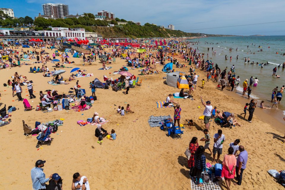The mercury is set to rise this weekend (Pictured: Dorset, June 29)