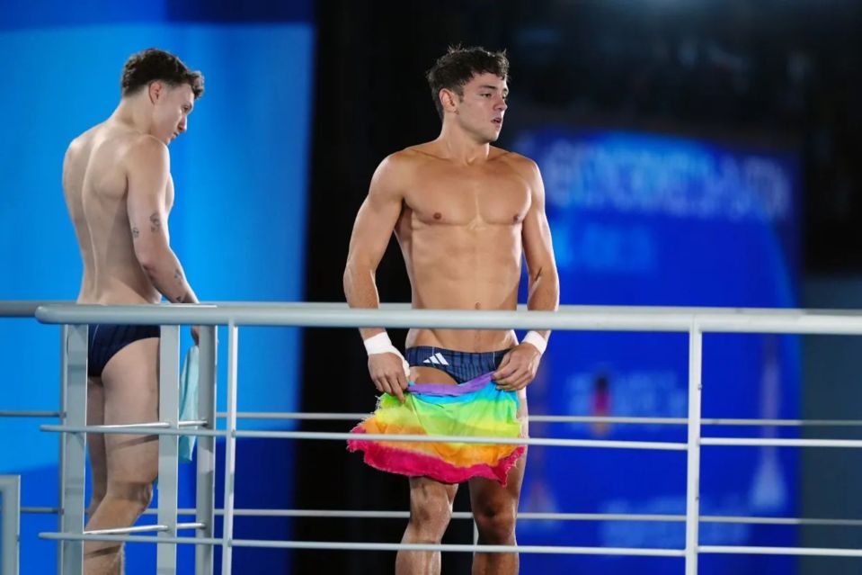 Tom has a close friendship with his diving partner Noah Williams