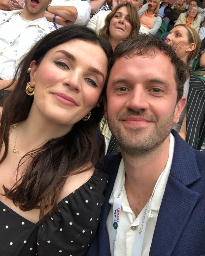 Aisling Bea jack