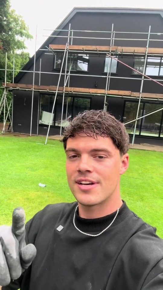 Love Island Casa Amor reject Billy Brown builds HUGE all black mansion,