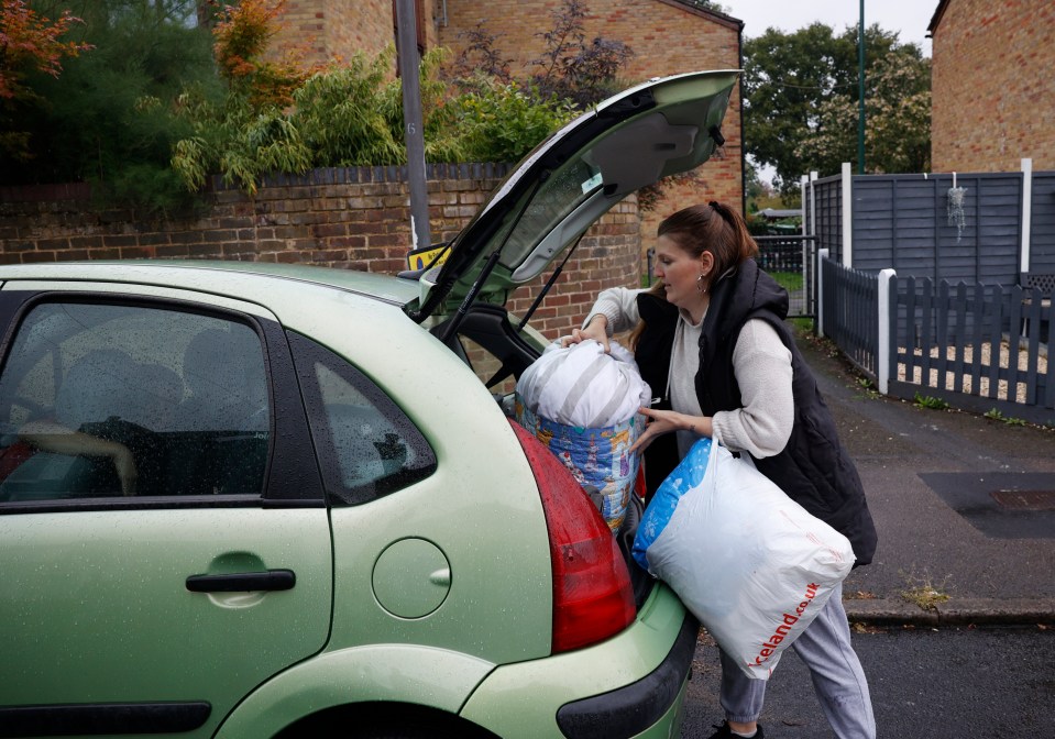 Harlie Swan and her children in Wellington in south London