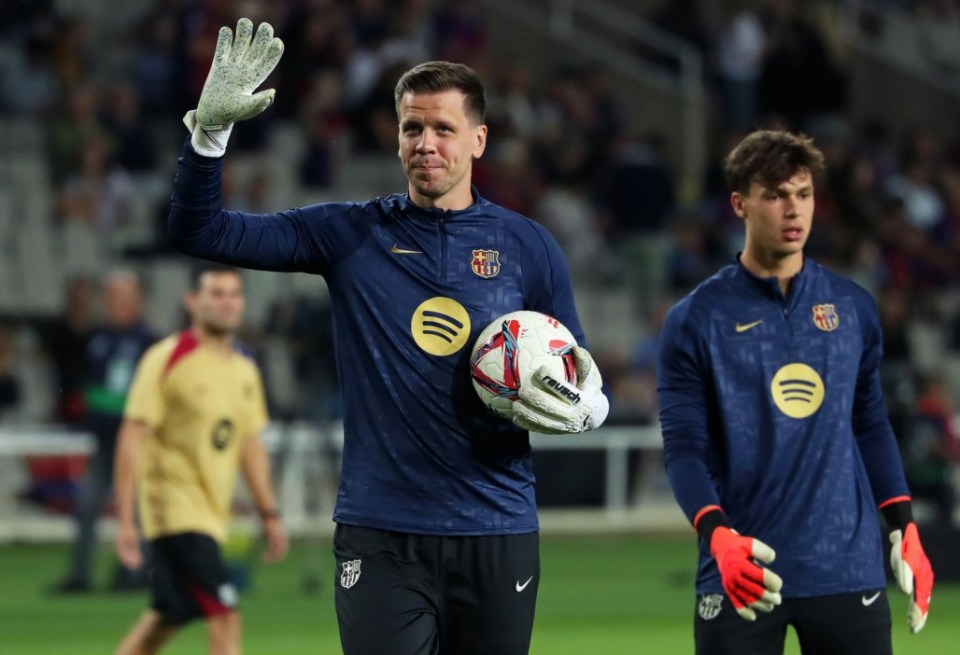 Mandatory Credit: Photo by Urbanandsport/NurPhoto/REX/Shutterstock (14800386bf) Wojciech Szczesny trains before the match between FC Barcelona and Sevilla FC, corresponding to week 10 of LaLiga EA Sports, at the Lluis Companys Stadium in Barcelona, Spain, on October 20, 2024. (Photo by Urbanandsport/NurPhoto) FC Barcelona v Sevilla FC - La Liga EA Sports, Spain - 20 Oct 2024
