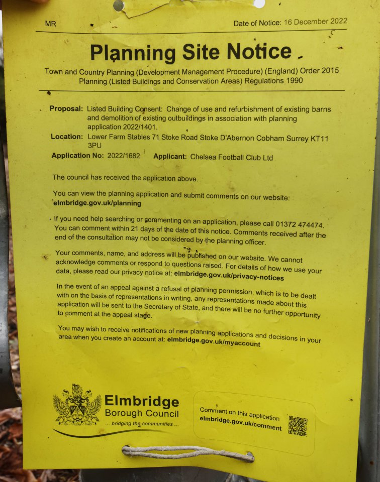 a planning site notice from the elmbridge borough council