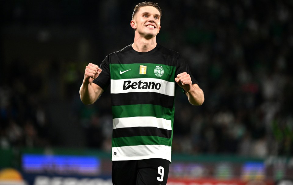a soccer player with the number 9 on his jersey