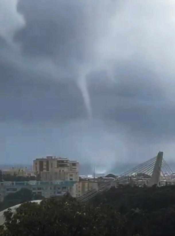 a picture of a tornado taken by spx.j. robinson