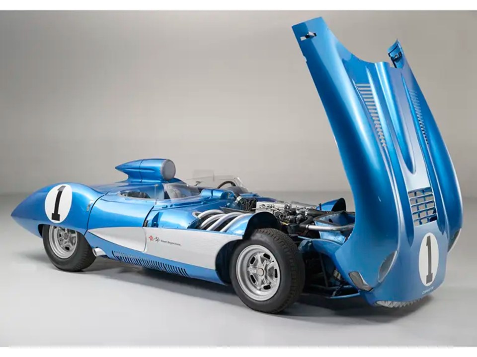 1957 Chevrolet Corvette Super Sport racecar, number 1, blue and white.