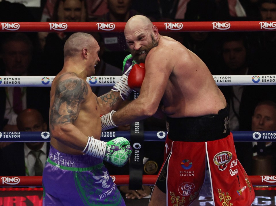 Tyson Fury boxing Oleksandr Usyk.
