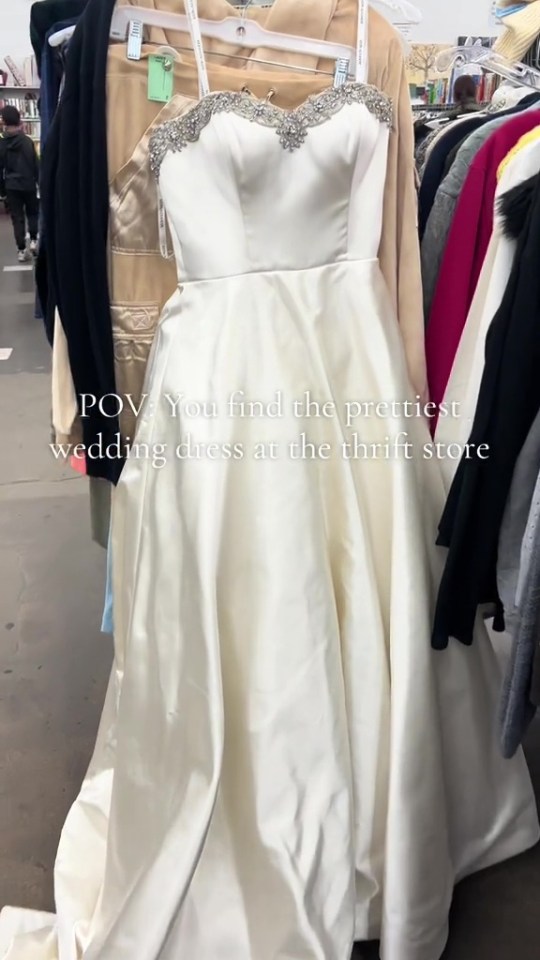 A woman was amazed after finding this Justin Alexander wedding dress in a charity shop
