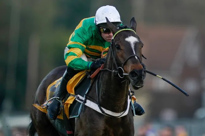 Sandown's Tingle Creek card has passed its second inspection