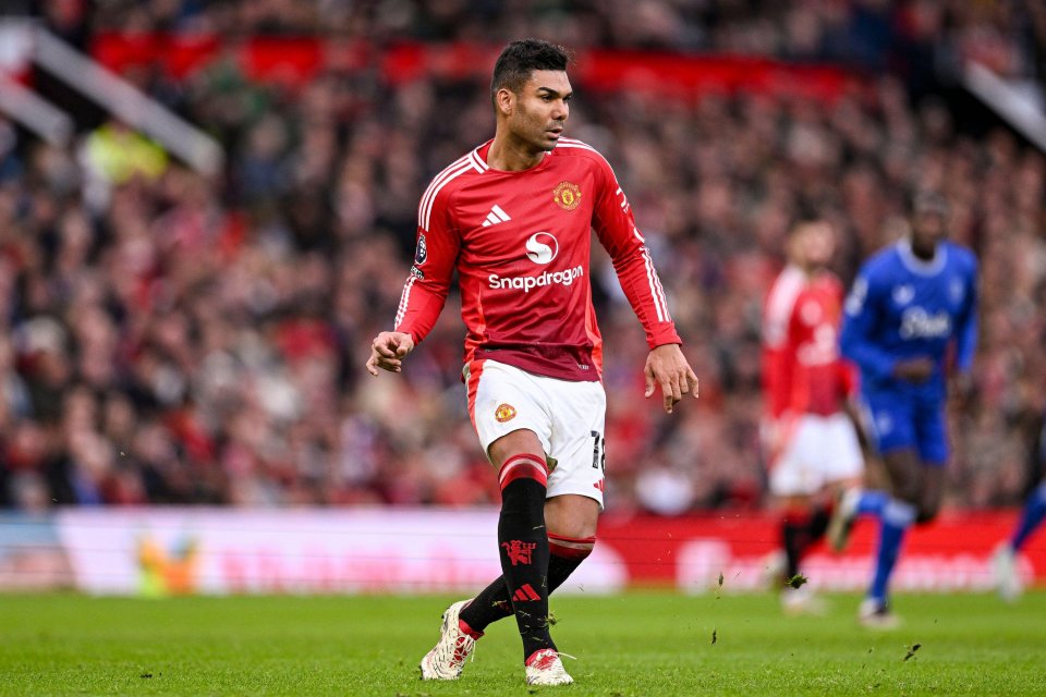 Carlos Casemiro of Manchester United playing soccer.