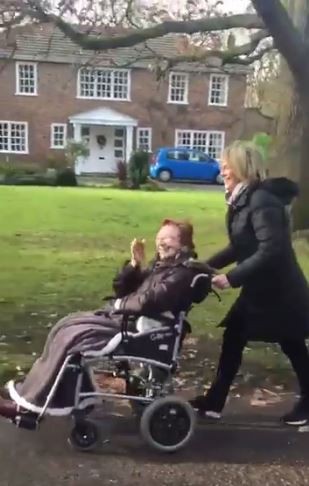 Ruth Langsford and mum social- "After 9 days cooped up in the house Ruth took her Mother out and tried to kill her!!! x"<br />
http://twitter.com/EamonnHolmes/status/948148553213497344