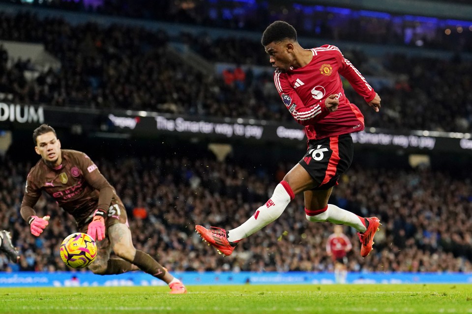 Amad Diallo scoring Manchester United's second goal.
