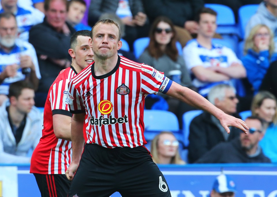 Lee Cattermole, Sunderland captain, celebrating a goal.