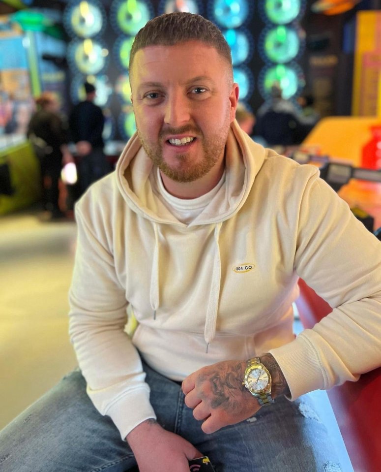 Portrait of Shaun Tookey.