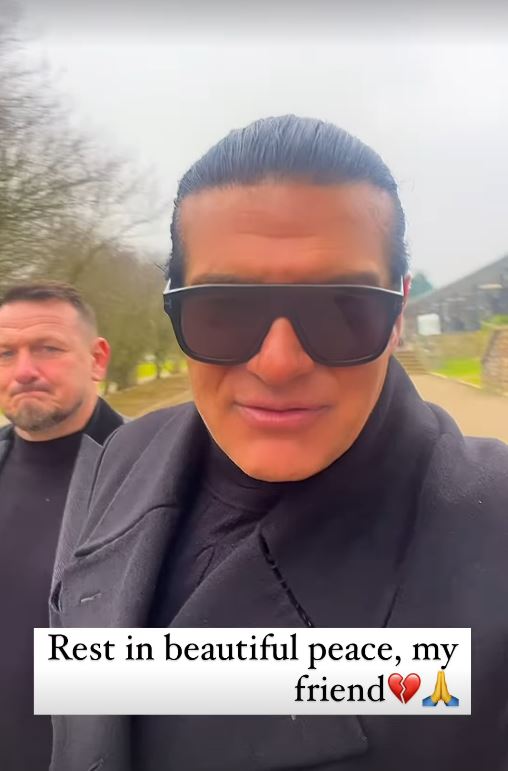 Tamer Hassan, wearing sunglasses, shares a farewell message for a deceased friend.