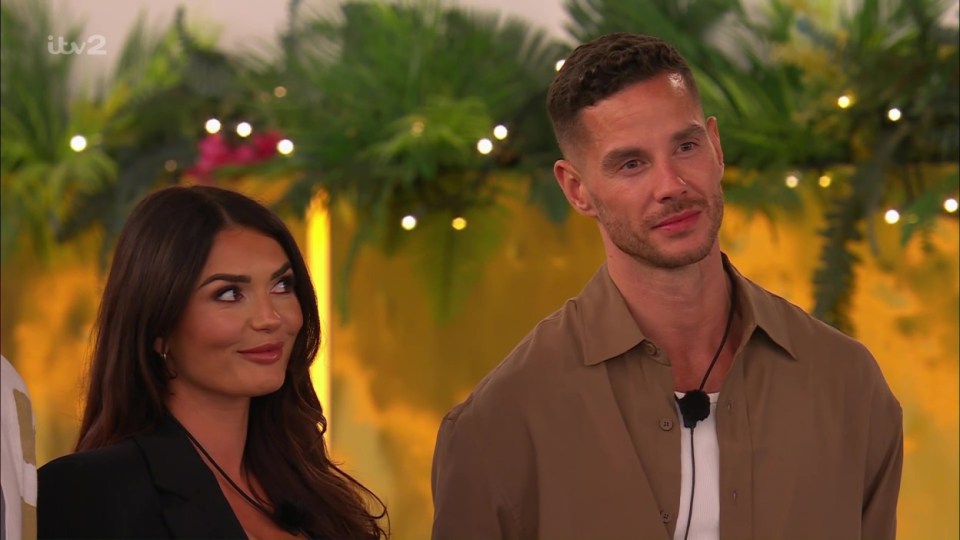 LOVE ISLAND ITV2