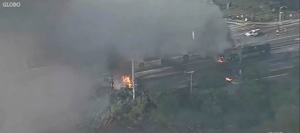 Small plane crash in São Paulo, hitting a bus.