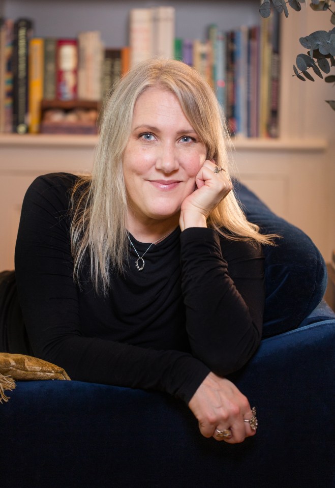 Portrait of Dr. Elaine Kasket, author and counselling psychologist.