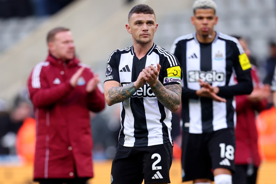 Kieran Trippier of Newcastle United applauding fans.