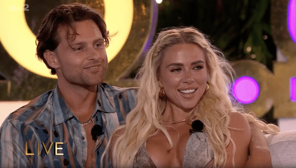 Casey and Gabby from Love Island's reunion show.