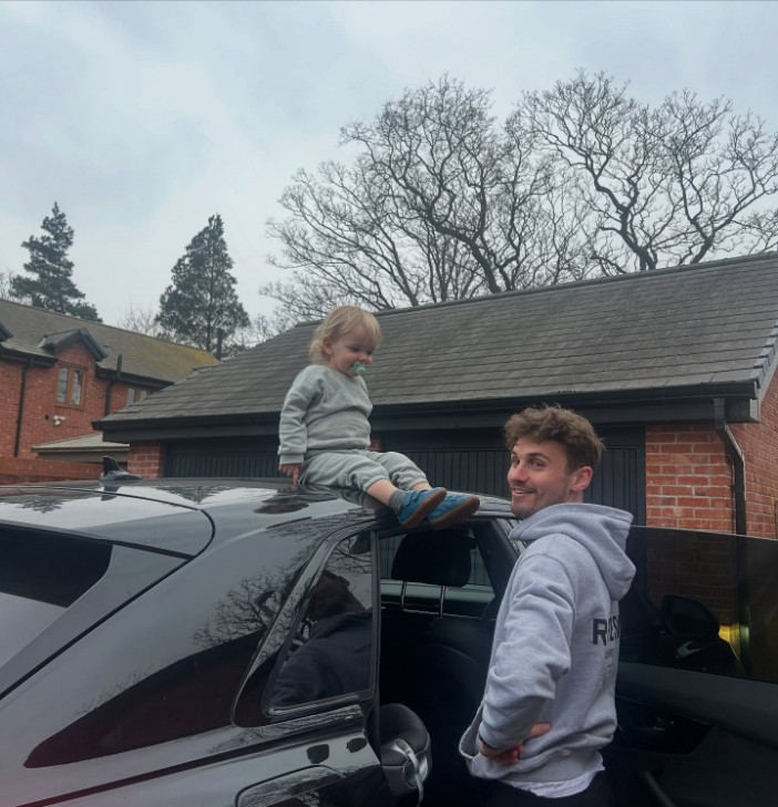 lucyfallonx, Lucy Fallon insstagram post