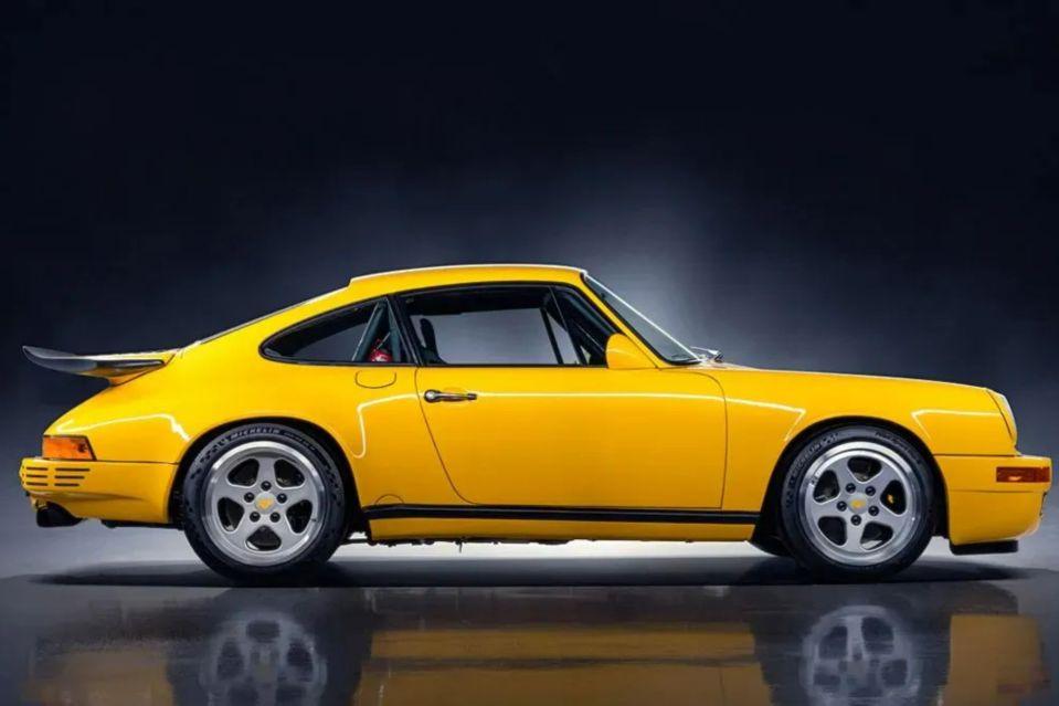 Yellow Porsche 911 RSR.